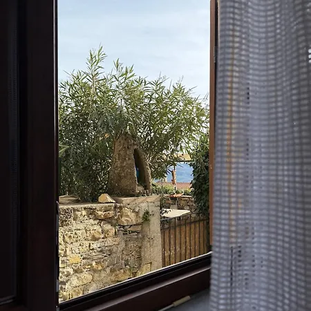 Tenuta Della Prea - La Stalla Lucinasco