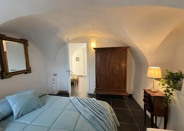 Tenuta Della Prea - La Stalla * Lucinasco